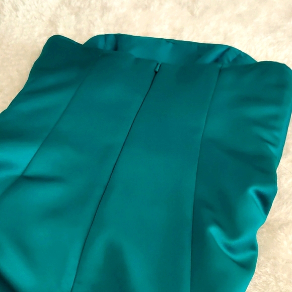 David's Bridal Satin Strapless Gown - Picture 6 of 8